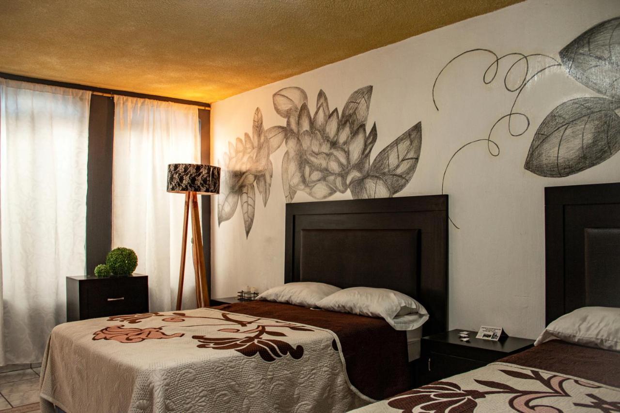 Hotel Boutique Charlotte Arandas Exterior foto