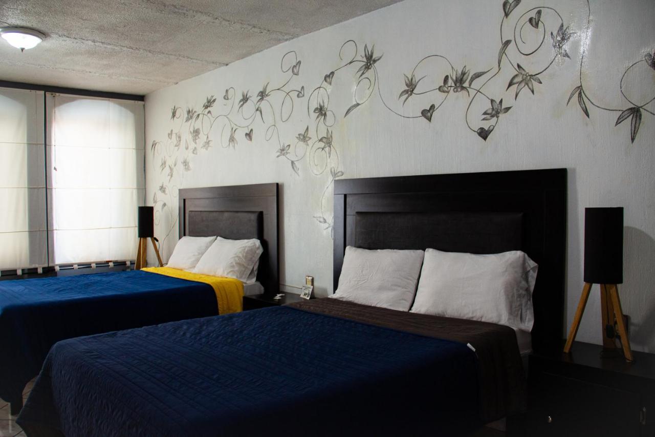 Hotel Boutique Charlotte Arandas Exterior foto